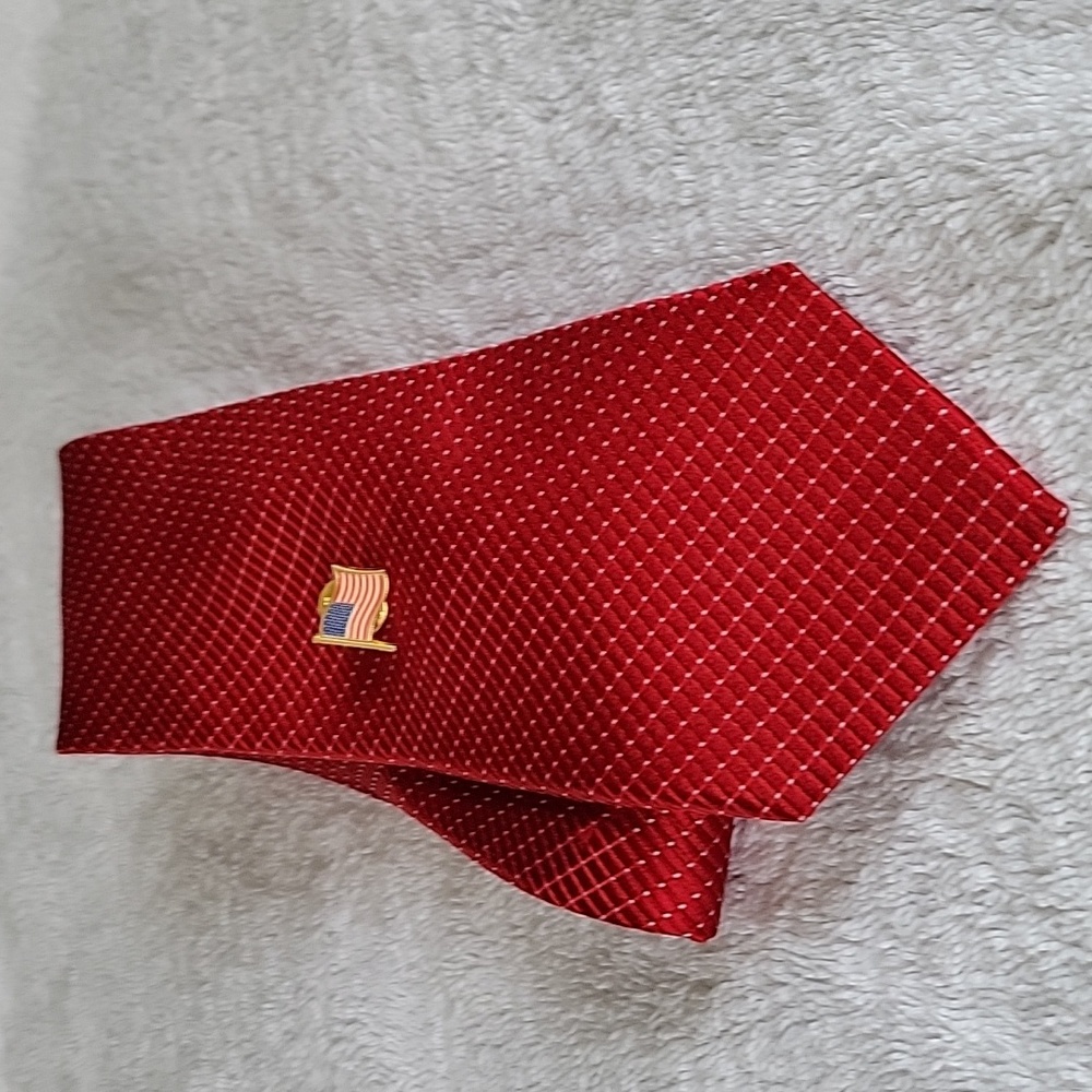 Nautica Men's Red With White Dots Neck Tie & American Flag Tie or Lapel Pin.